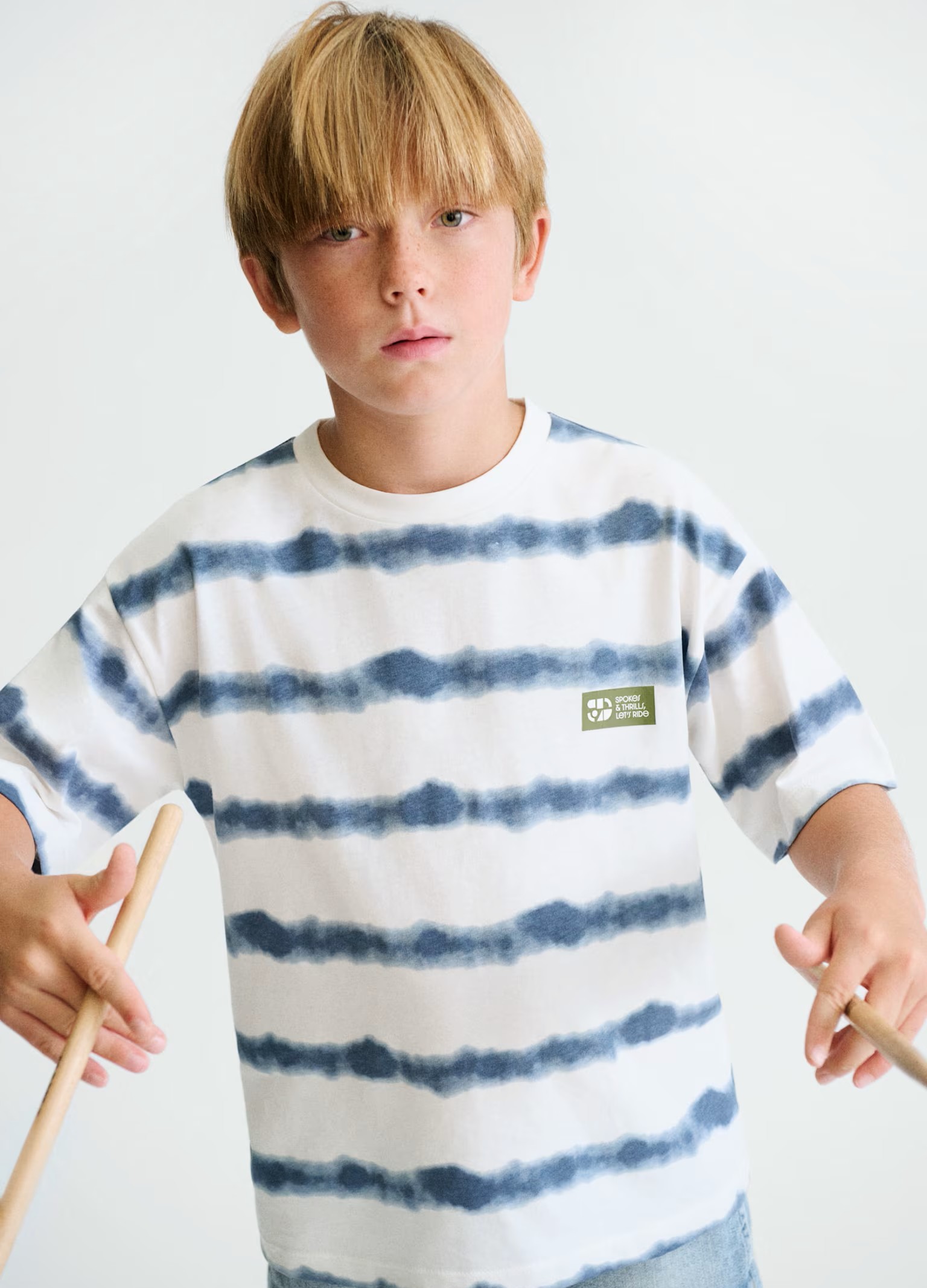 002835 NEW＊プリントT-シャツ 8才～14才